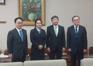 表敬訪問の様子